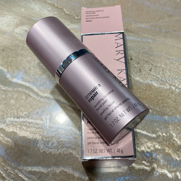 Mary Kay TimeWise Repair Revealing Radiance Facial Peel Full Size